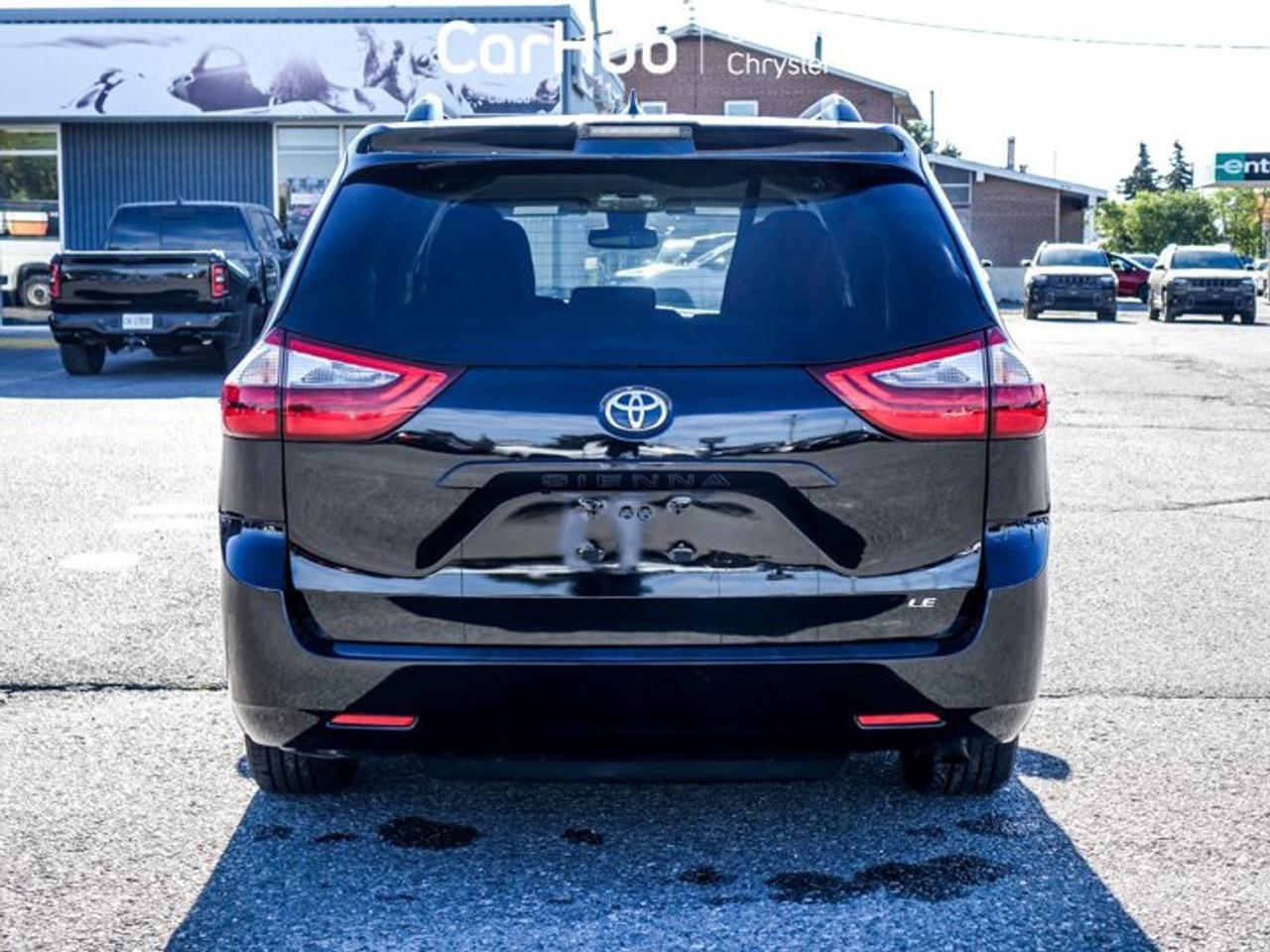 2020 Toyota Sienna LE 3.5L V6 | 8-Passenger Seating | Toyota Safety Sense P | Apple CarPlay | Power Sliding Doors Photo