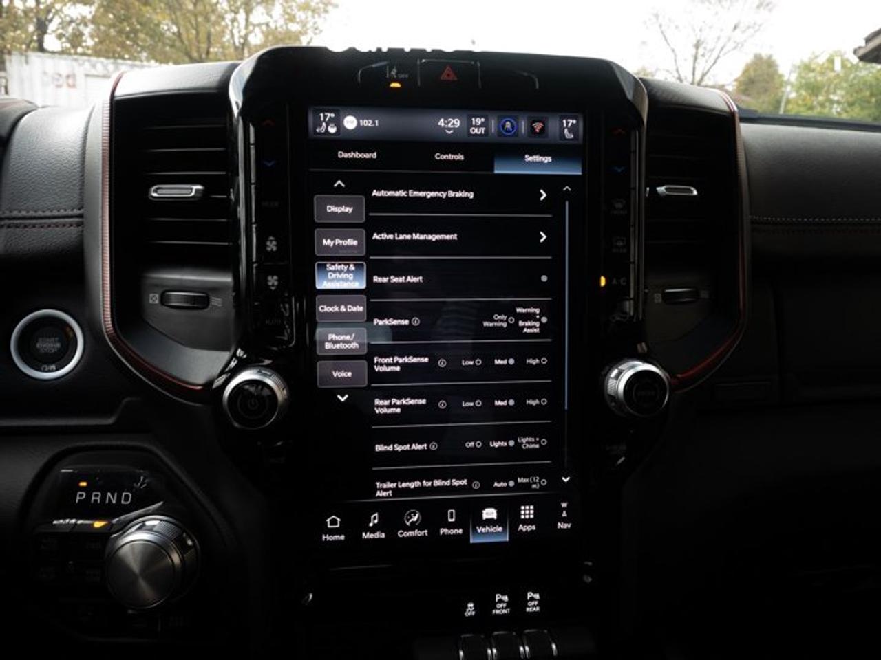 2027 RAM 1500 Rebel Crew Cab 5'7" Box 3.0L Hurricane Twin-Turbo I-6 | Rebel Off-Road Hardware Photo