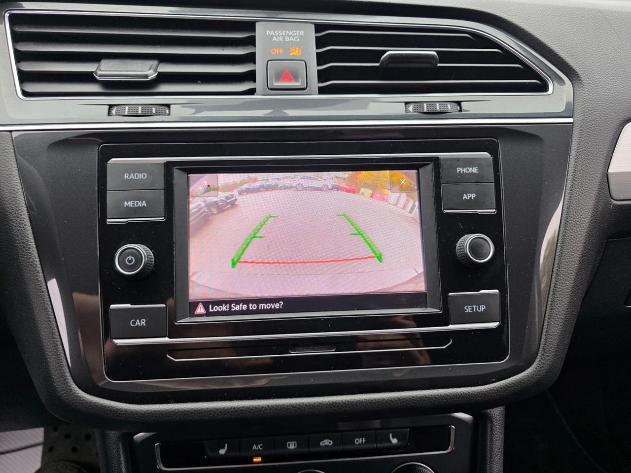 2019 Volkswagen Tiguan S 4Motion Photo