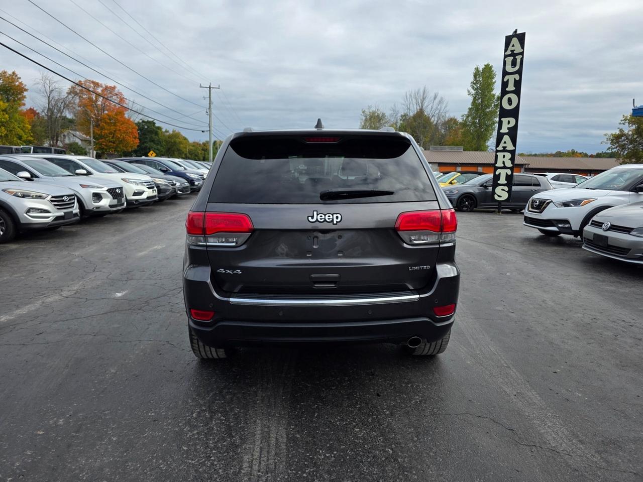 2017 Jeep Grand Cherokee LIMITED 4WD Photo
