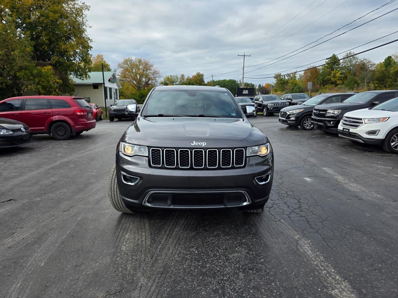 2017 Jeep Grand Cherokee LIMITED 4WD Photo