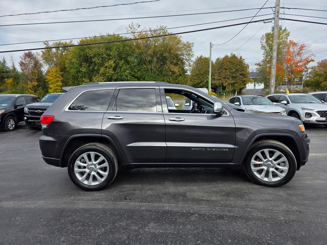 2017 Jeep Grand Cherokee LIMITED 4WD Photo