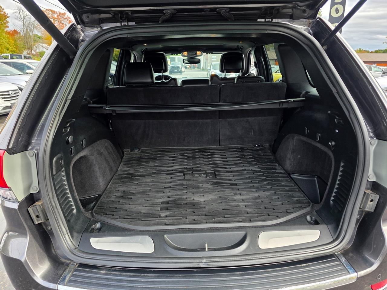 2017 Jeep Grand Cherokee LIMITED 4WD Photo
