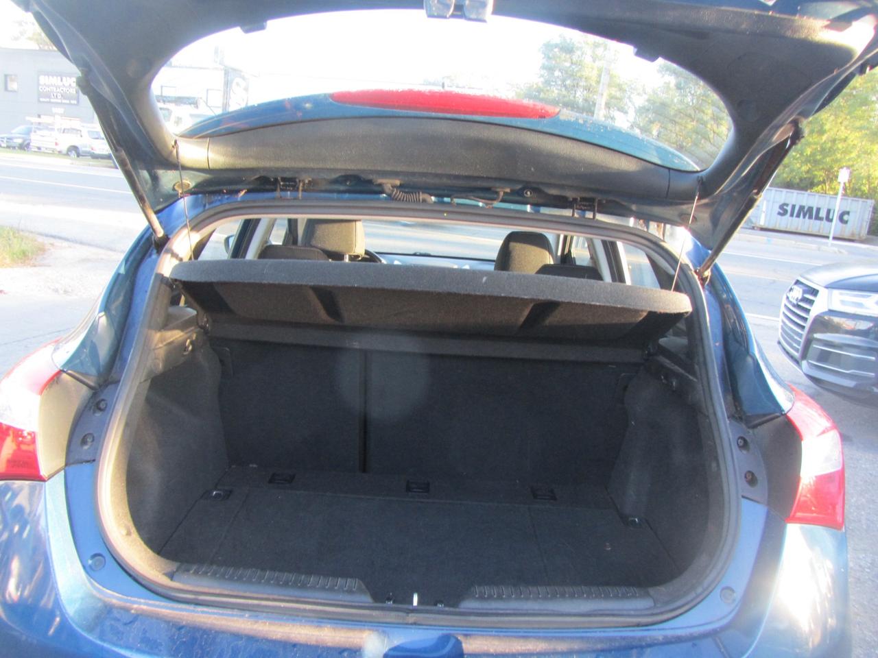 2014 Hyundai Elantra GT 5dr Hb Man Gls Photo