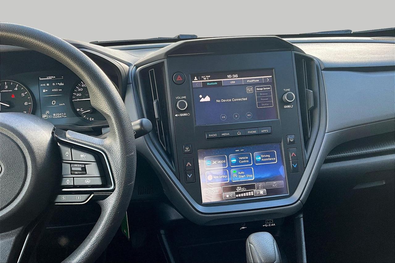 2024 Subaru XV Crosstrek | Serviced Here Since New | AWD Photo4