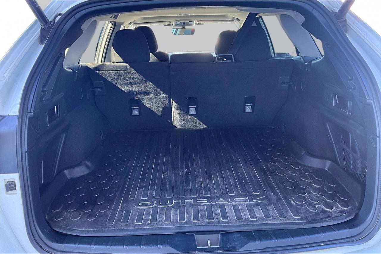 2023 Subaru Outback | Dealer Serviced | Remote Start | AWD Photo