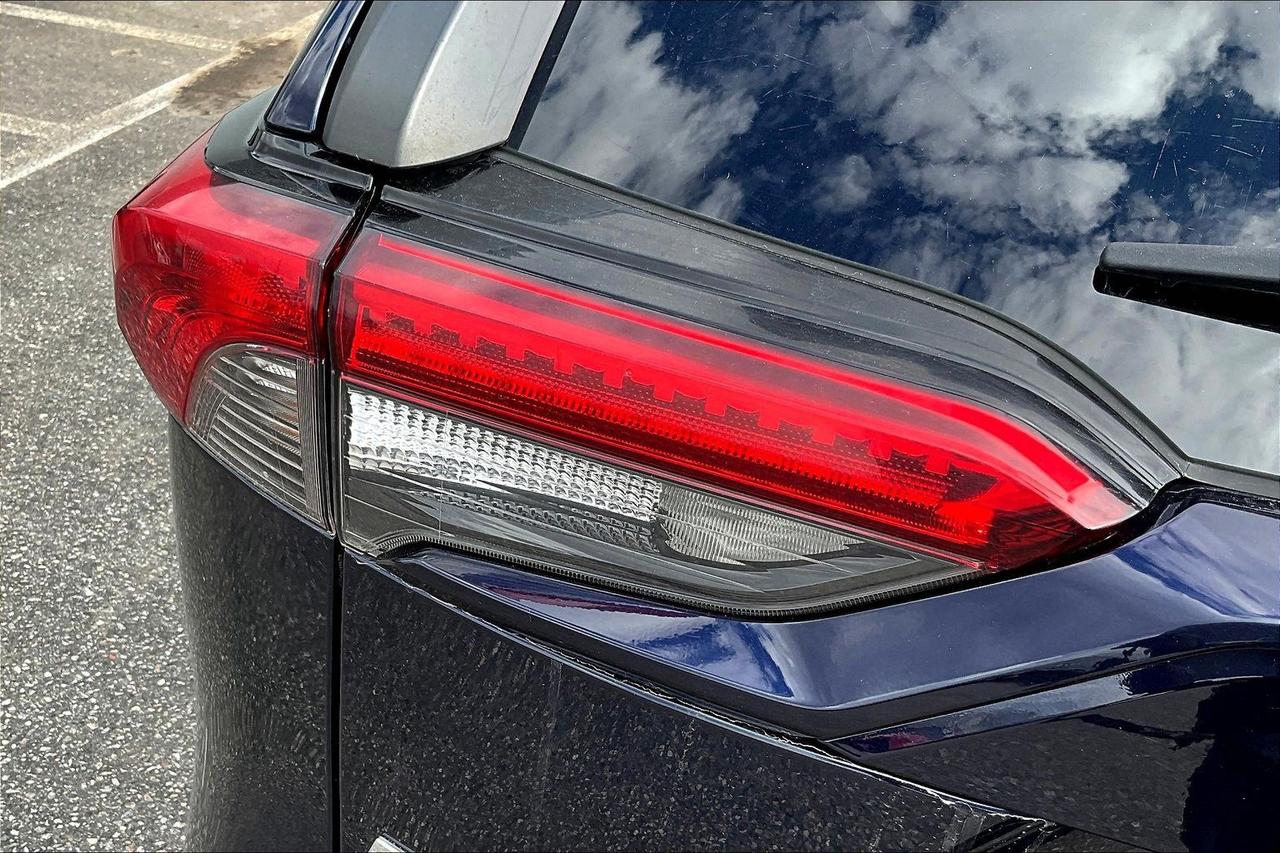 2020 Toyota RAV4 | AWD | Heated Seats | Heated Wheel | Sunroof Photo