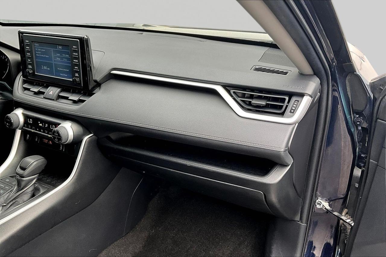 2020 Toyota RAV4 | AWD | Heated Seats | Heated Wheel | Sunroof Photo