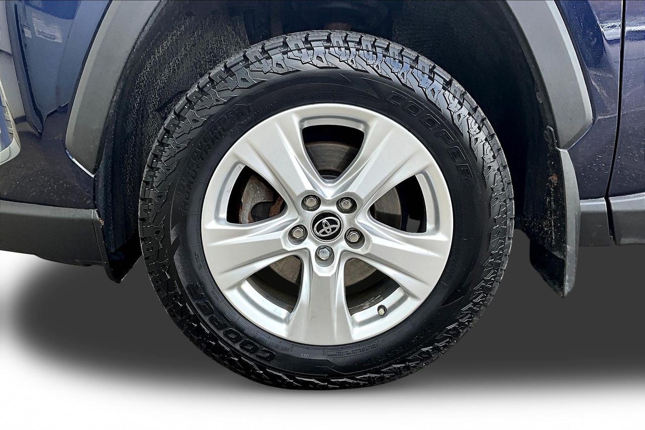 2020 Toyota RAV4 | AWD | Heated Seats | Heated Wheel | Sunroof Photo