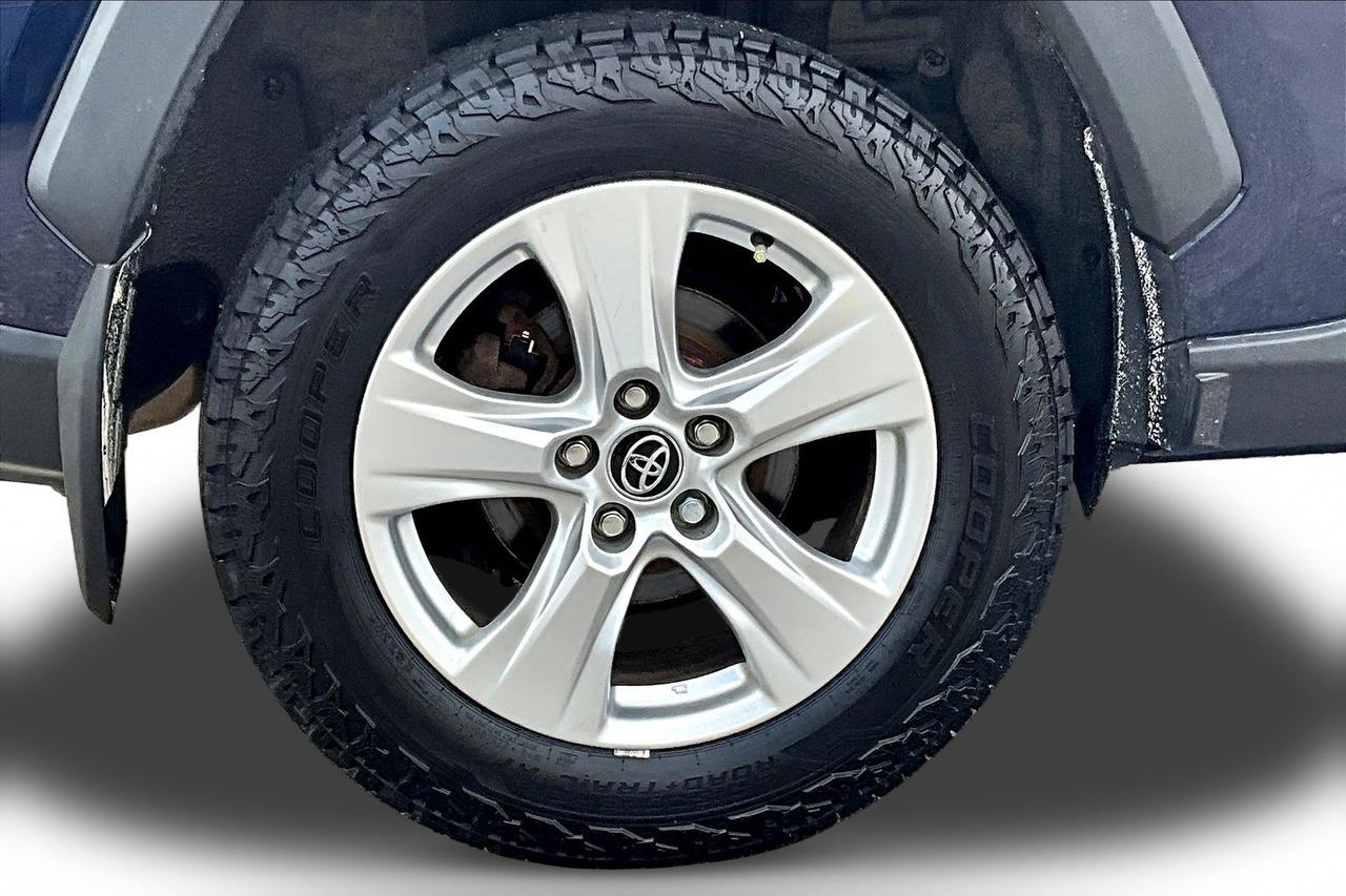 2020 Toyota RAV4 | AWD | Heated Seats | Heated Wheel | Sunroof Photo