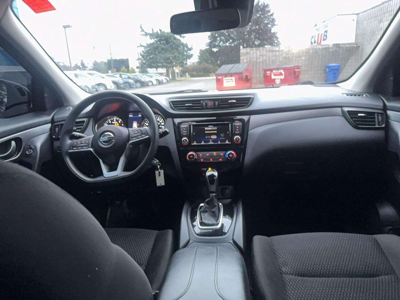 2021 Nissan Qashqai S