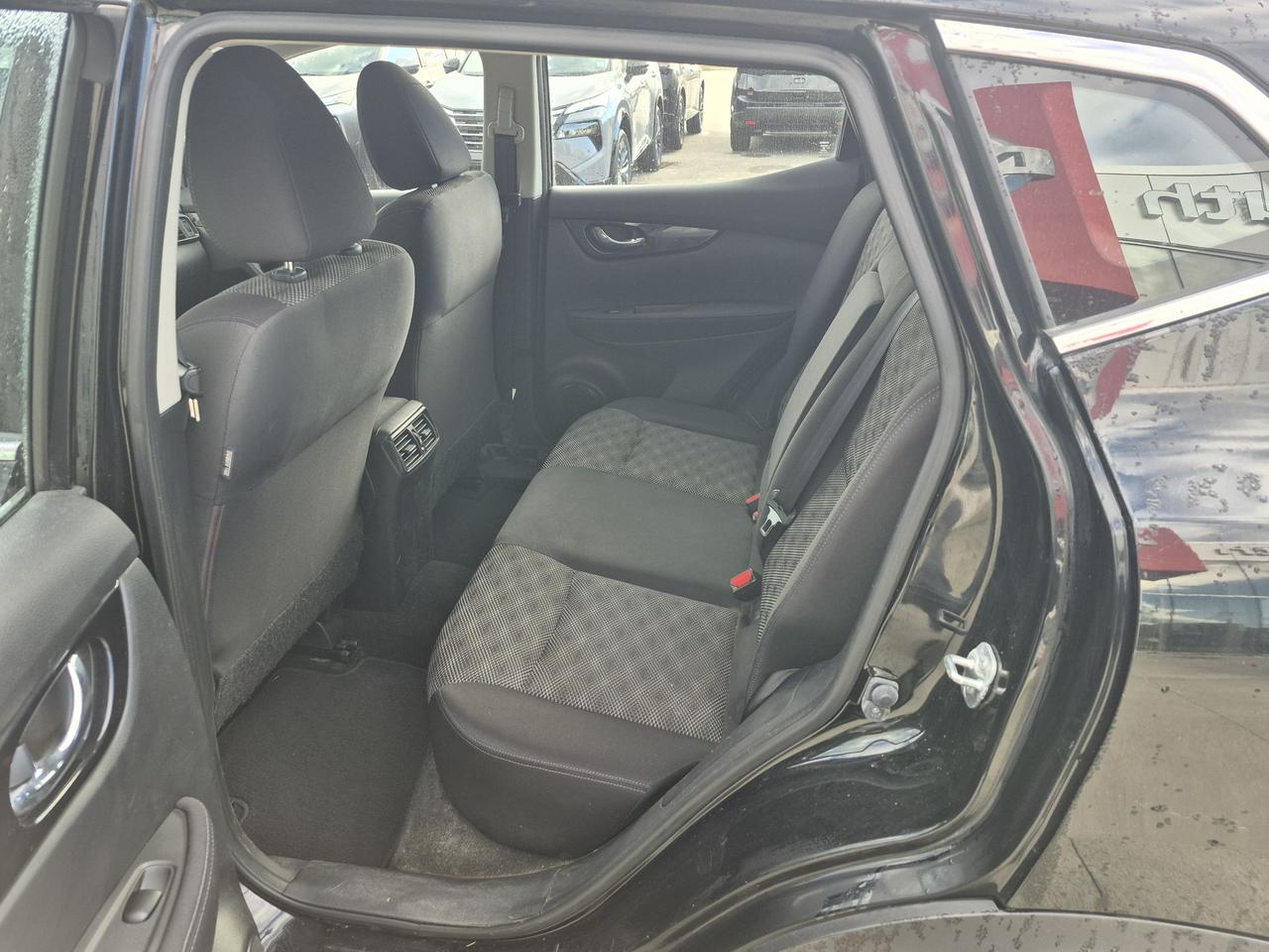 2017 Nissan Qashqai SV AS IS Photo
