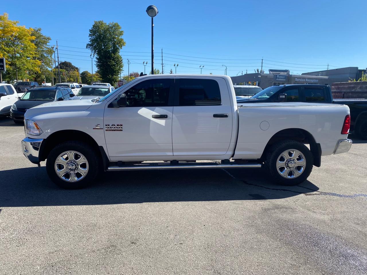2018 RAM 2500 SLT | Crew Cab | 4X4 | Sunroof | Cummins Diesel Photo