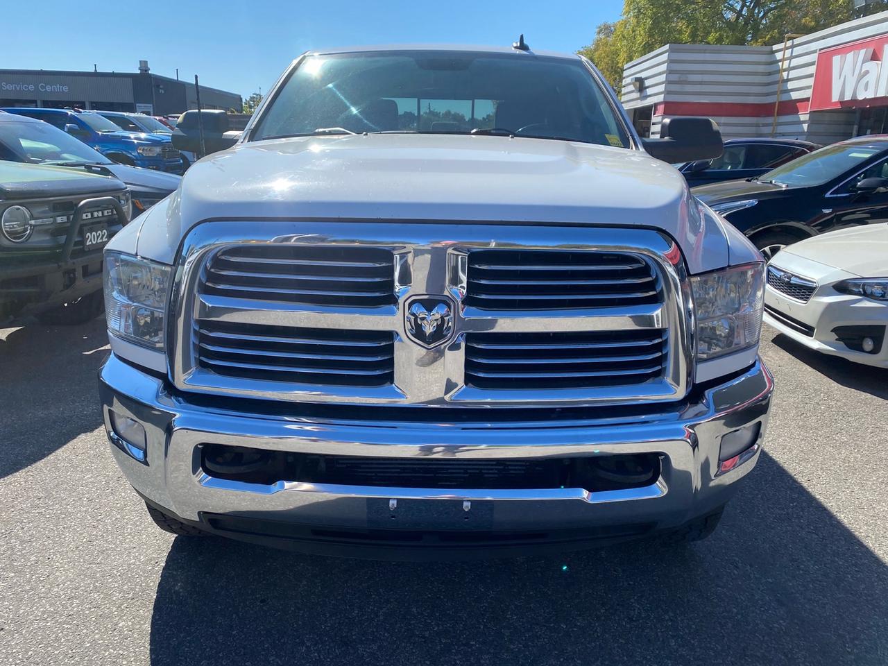2018 RAM 2500 SLT | Crew Cab | 4X4 | Sunroof | Cummins Diesel Photo