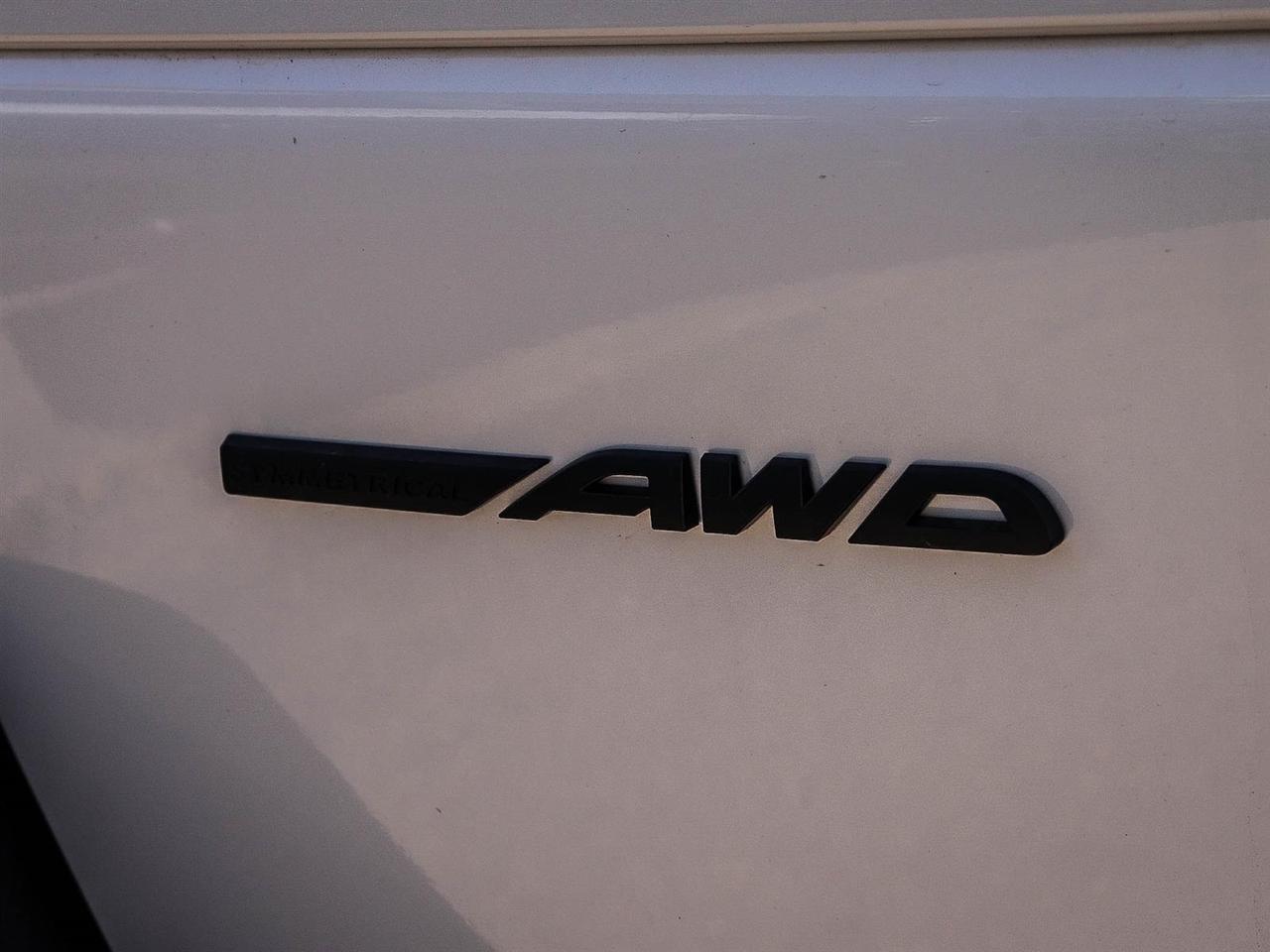 2026 Subaru Outback Touring Photo