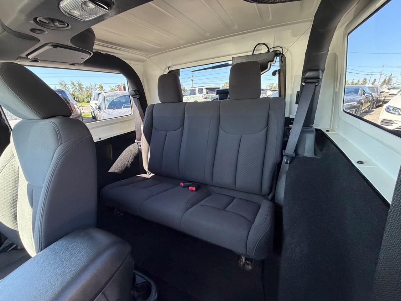 2018 Jeep Wrangler SPORT Photo