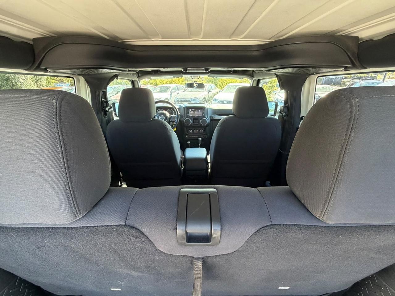 2018 Jeep Wrangler SPORT Photo