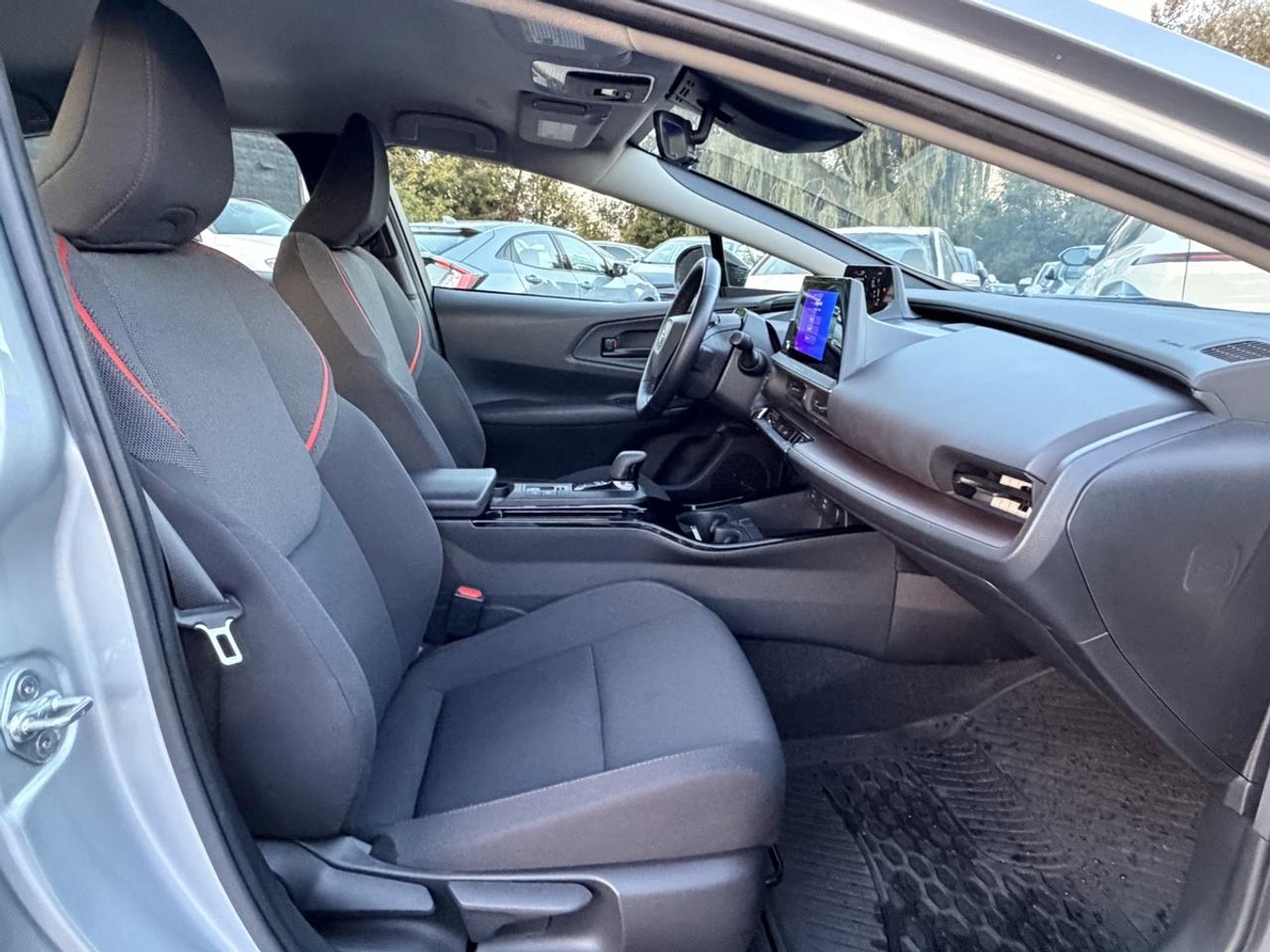 2023 Toyota Prius Prime SE Photo