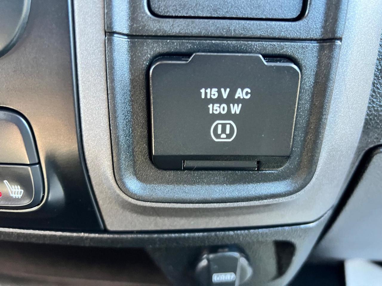 2020 RAM 1500 Classic EXPRESS Photo