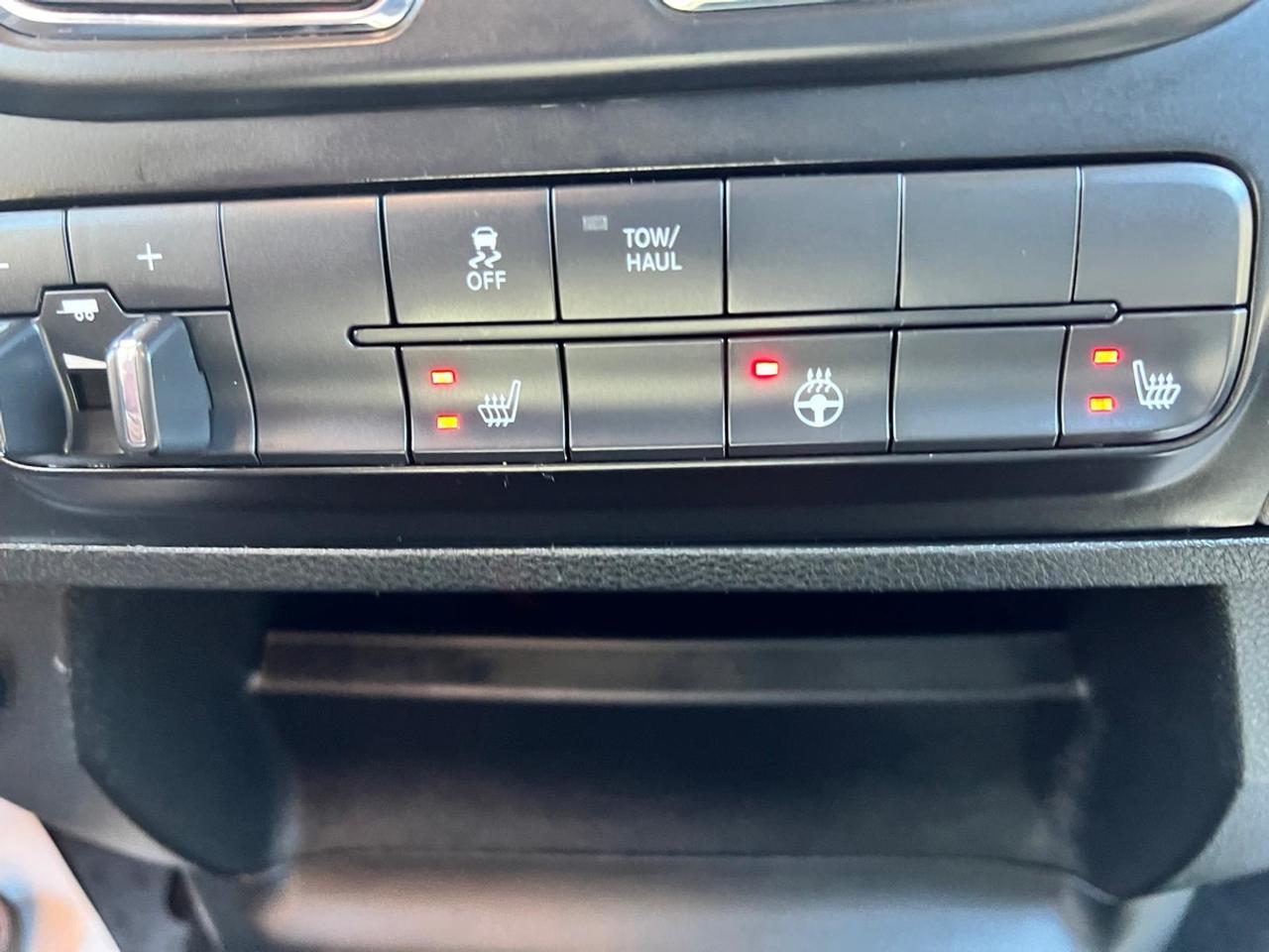 2020 RAM 1500 Classic EXPRESS Photo