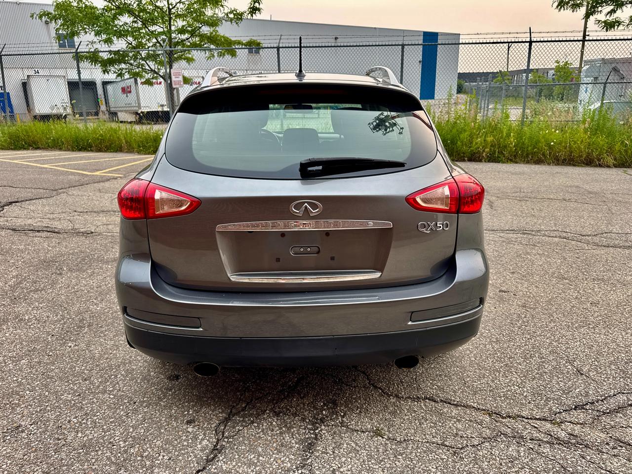 2015 Infiniti QX50  Photo