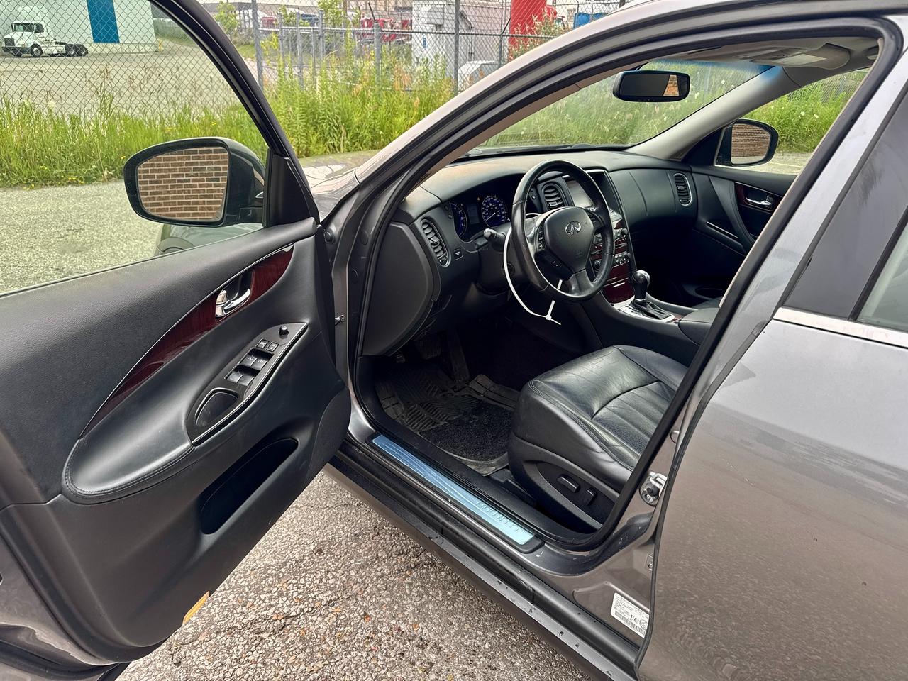 2015 Infiniti QX50  Photo