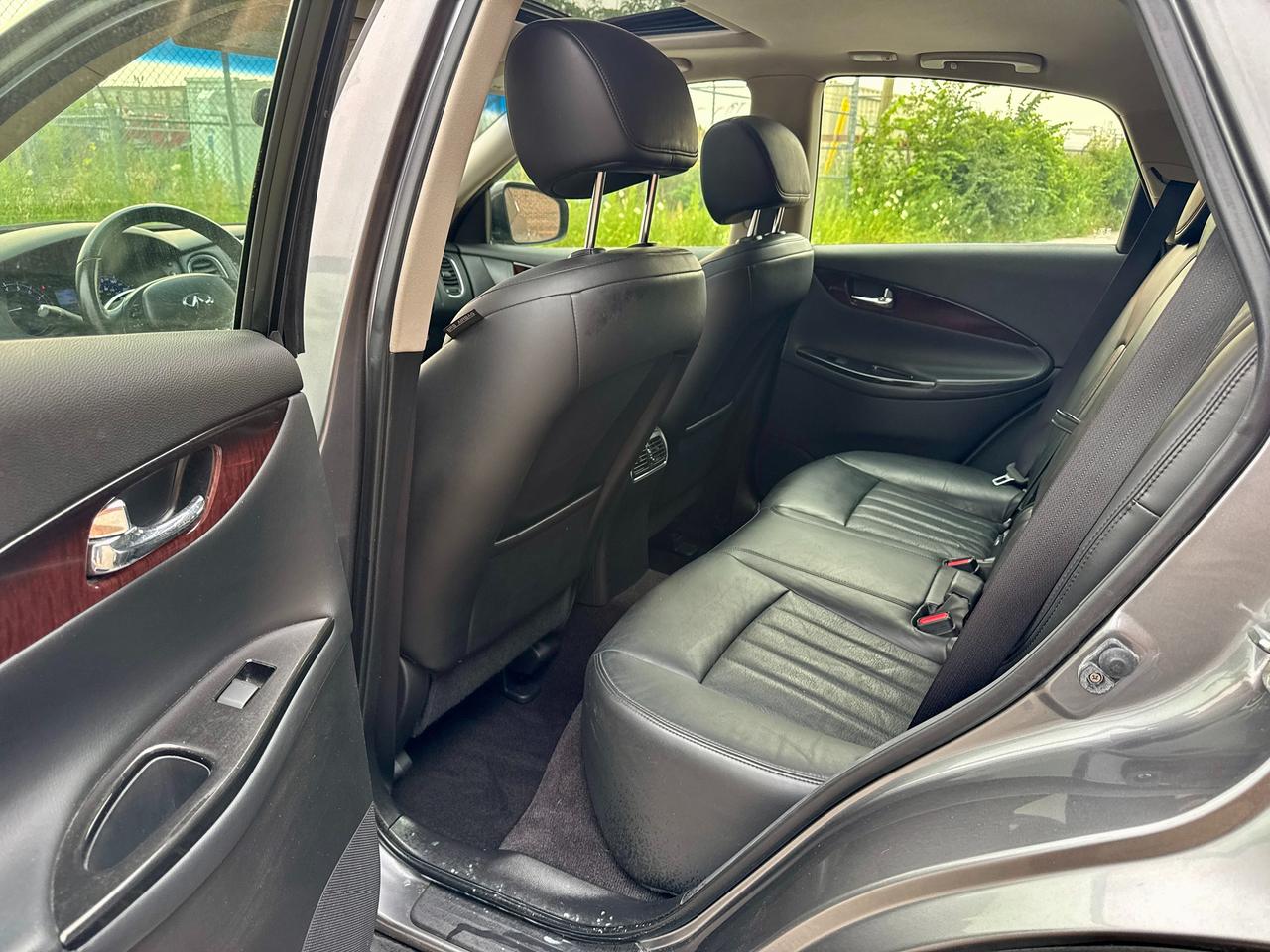 2015 Infiniti QX50  Photo