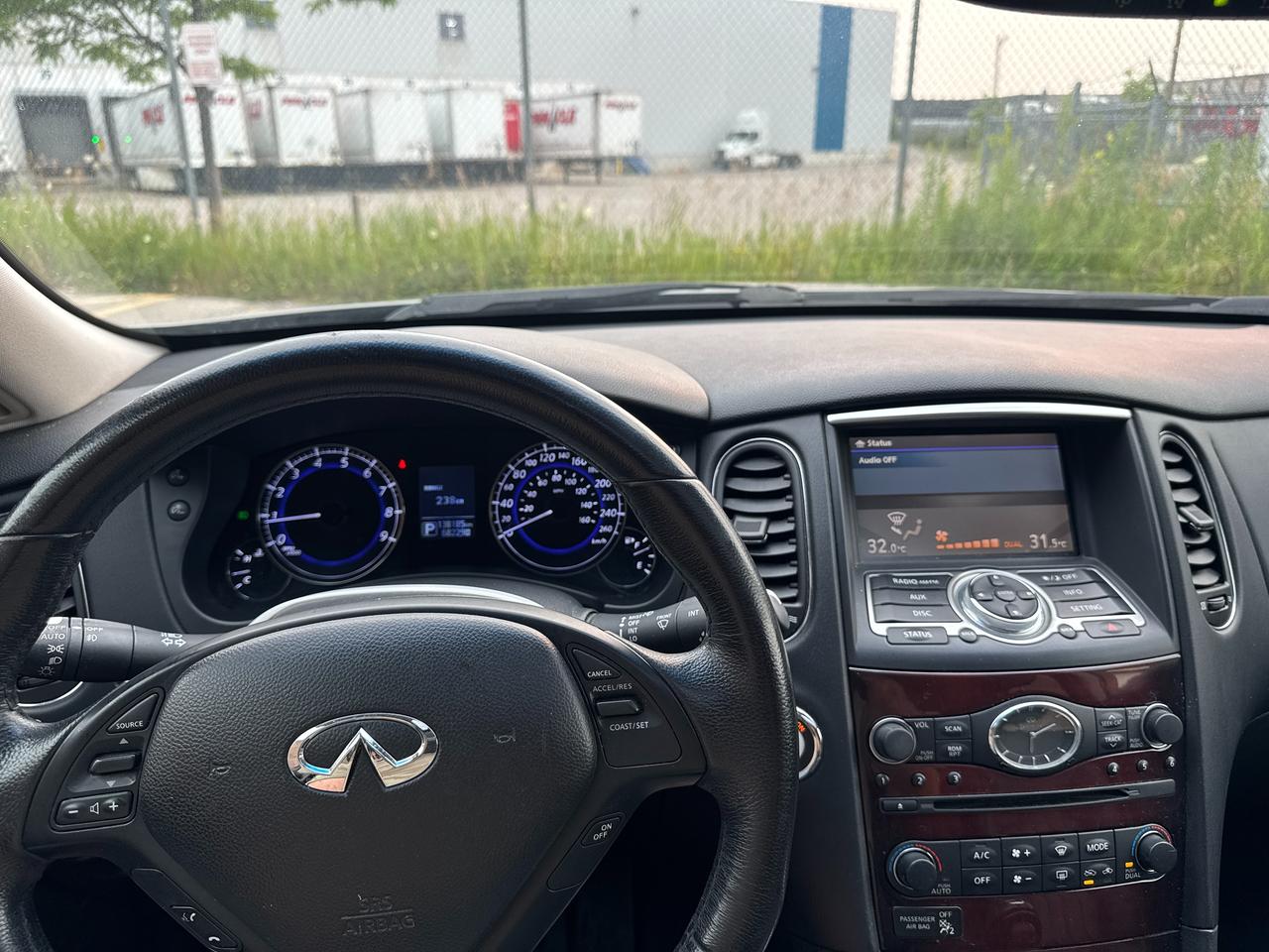 2015 Infiniti QX50  Photo