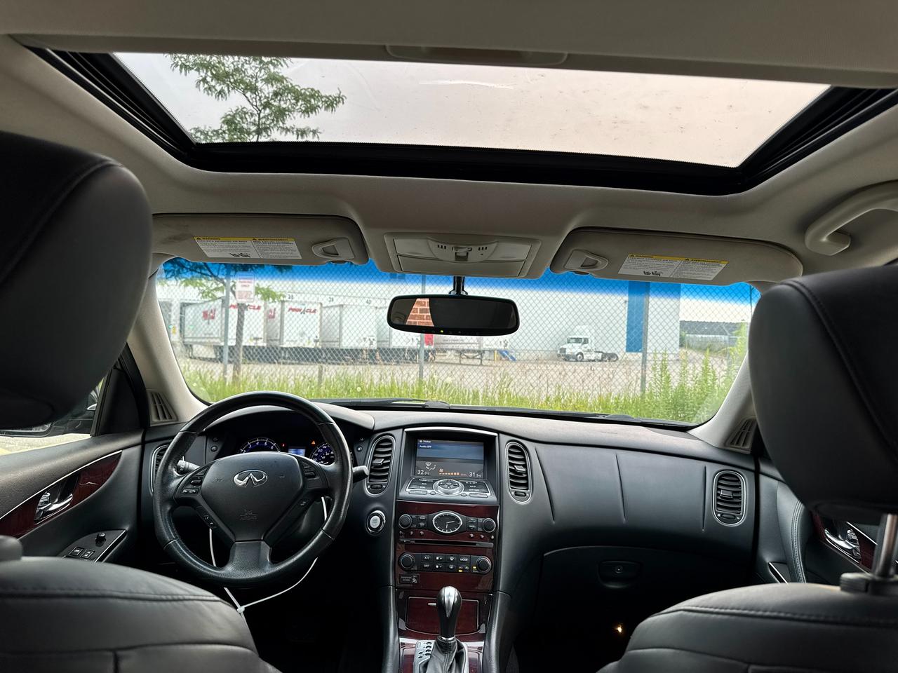 2015 Infiniti QX50  Photo