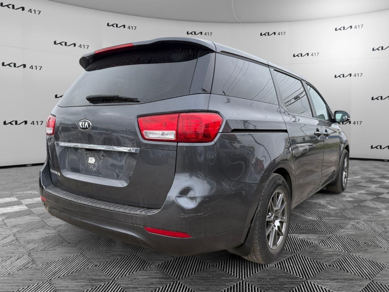2018 Kia Sedona L FWD Photo