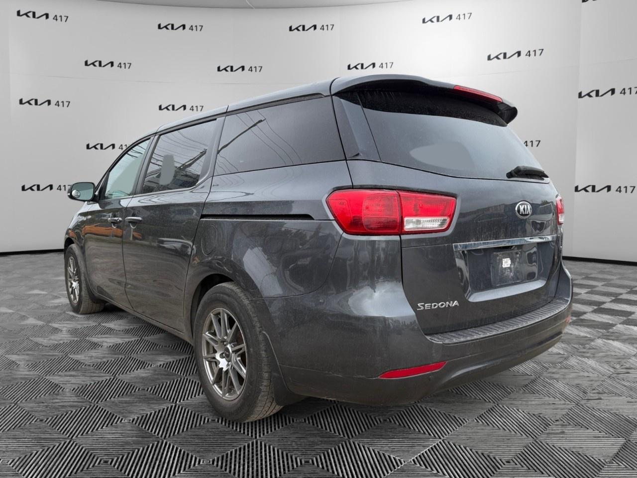 2018 Kia Sedona L FWD Photo