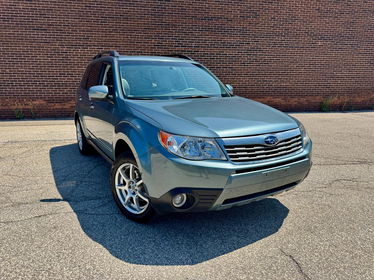 2010 Subaru Forester X Limited - Photo #1