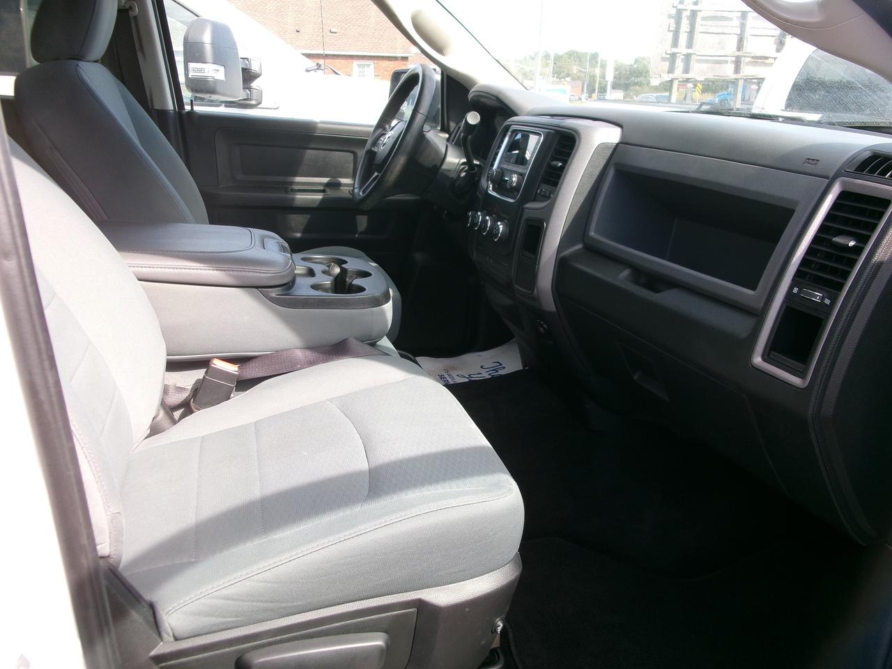 2017 RAM 1500 ST Crew Cab Photo