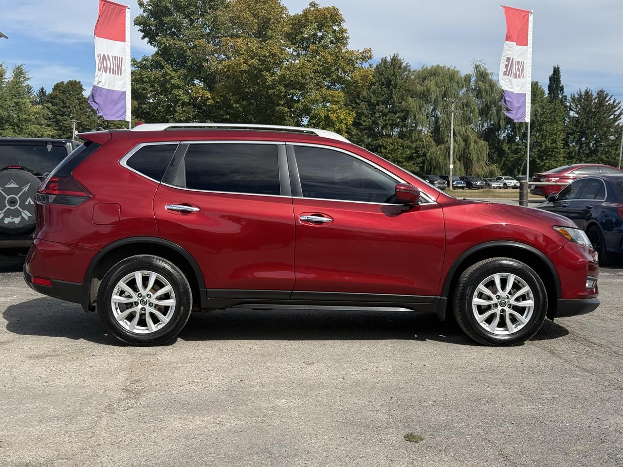 2019 Nissan Rogue SV Photo