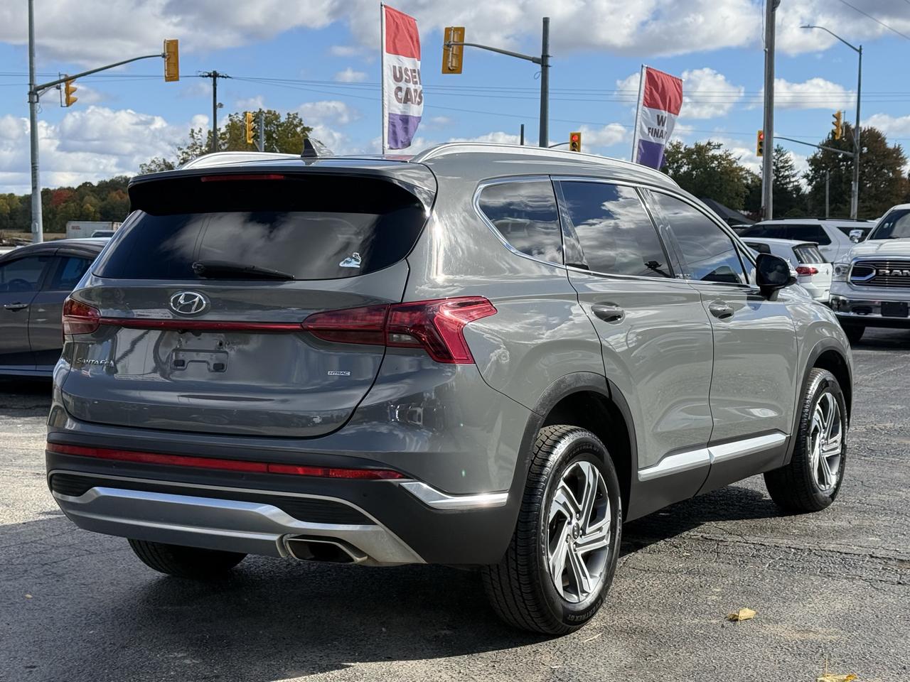 2021 Hyundai Santa Fe Preferred AWD Photo