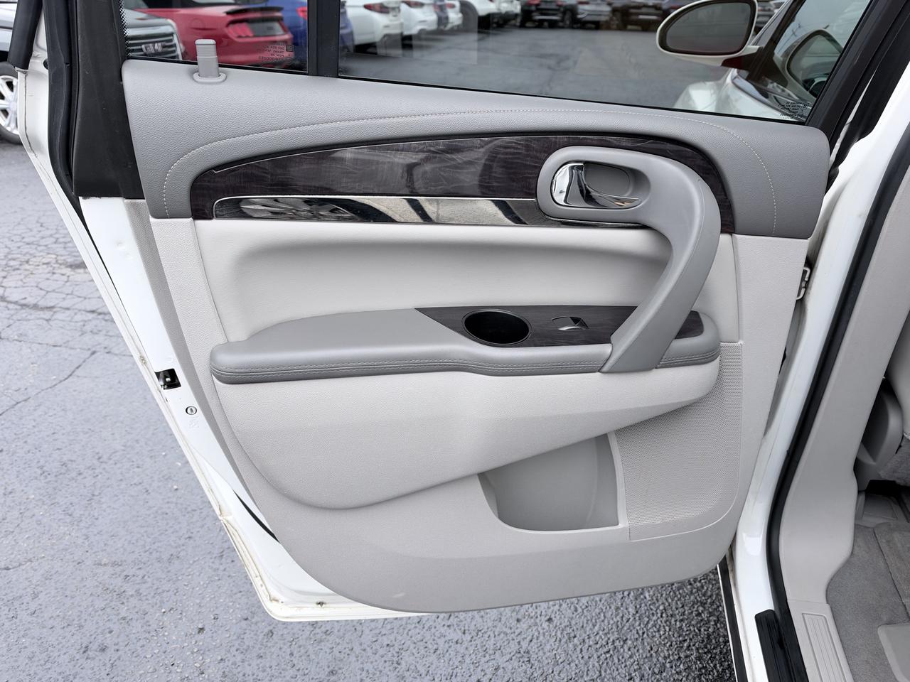2015 Buick Enclave AWD 4dr Premium Photo