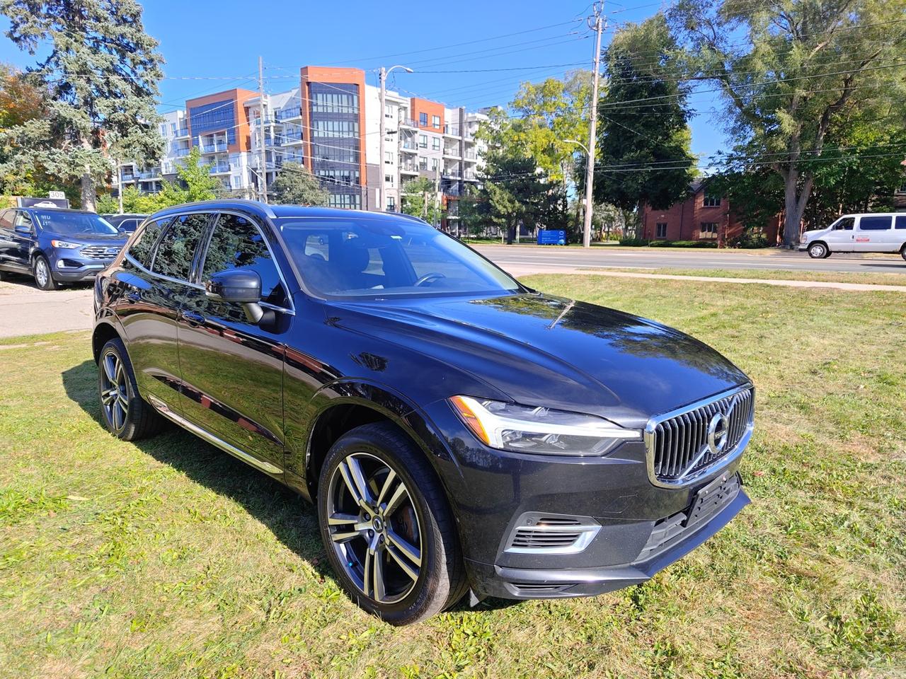 2021 Volvo XC60 T8 RECHARGE INSCRIPTION Expression Photo