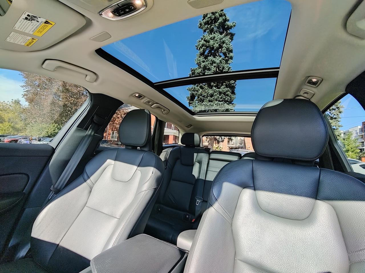 2021 Volvo XC60 T8 RECHARGE INSCRIPTION Expression Photo