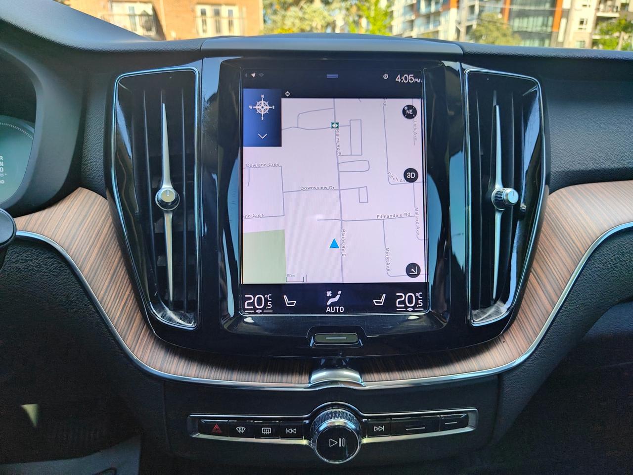 2021 Volvo XC60 T8 RECHARGE INSCRIPTION Expression Photo