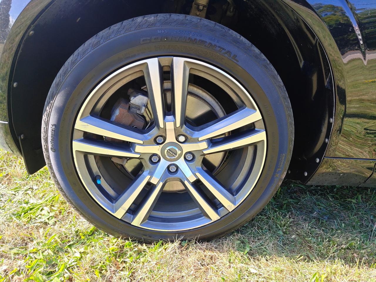 2021 Volvo XC60 T8 RECHARGE INSCRIPTION Expression Photo