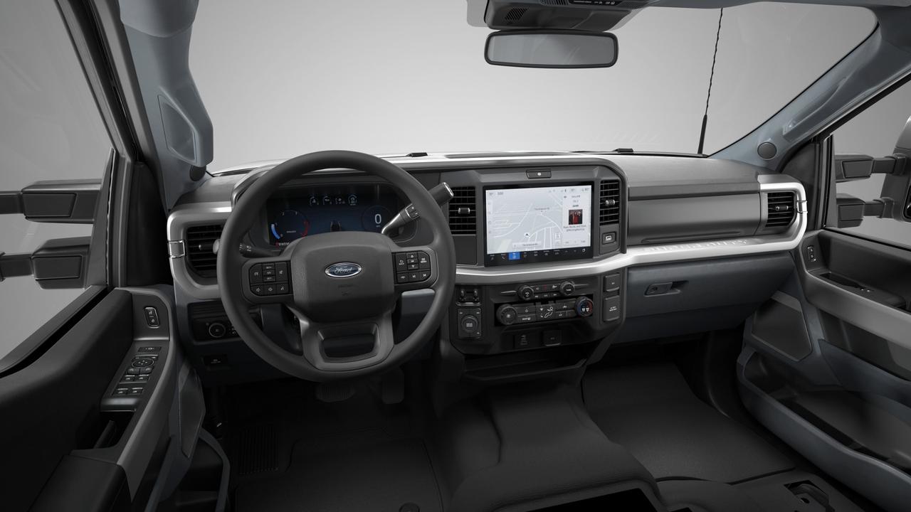 2026 Ford SuperDuty F-350® XLT Photo