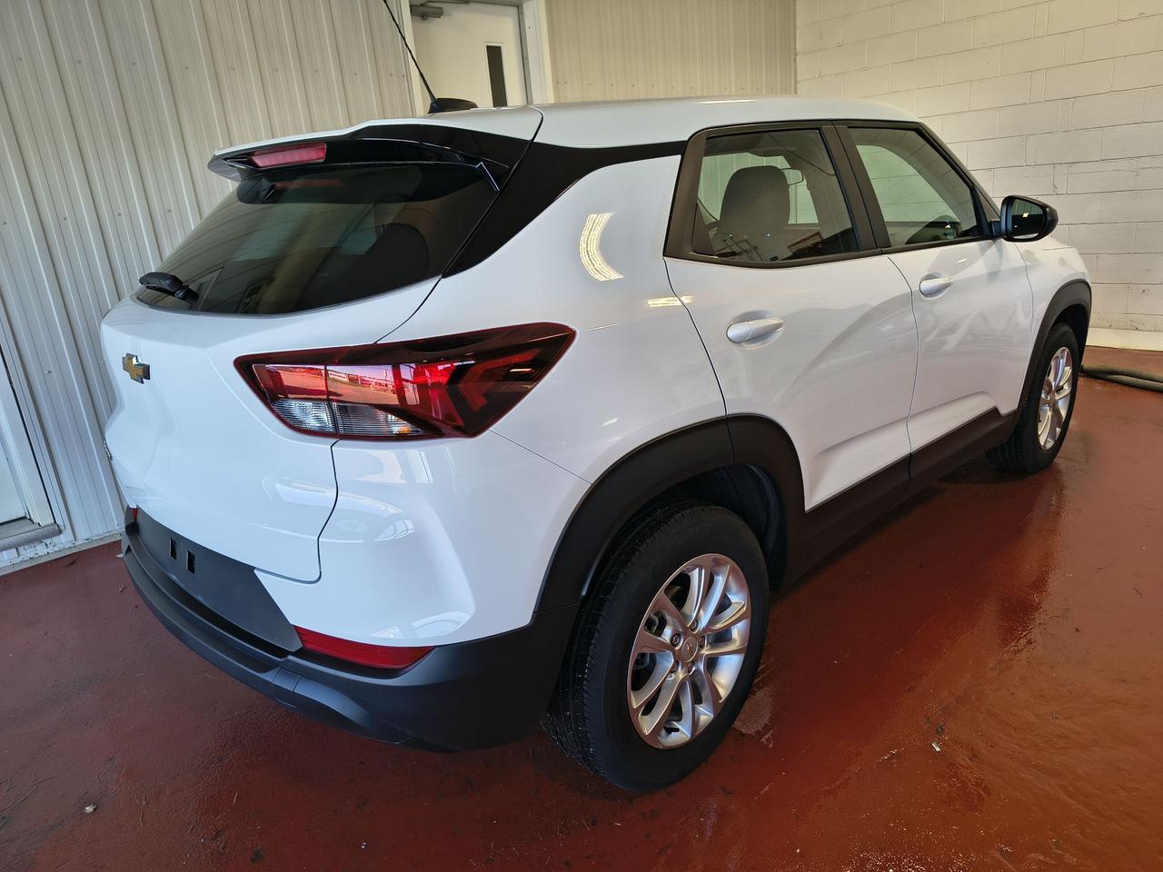 2025 Chevrolet TrailBlazer LS Photo0