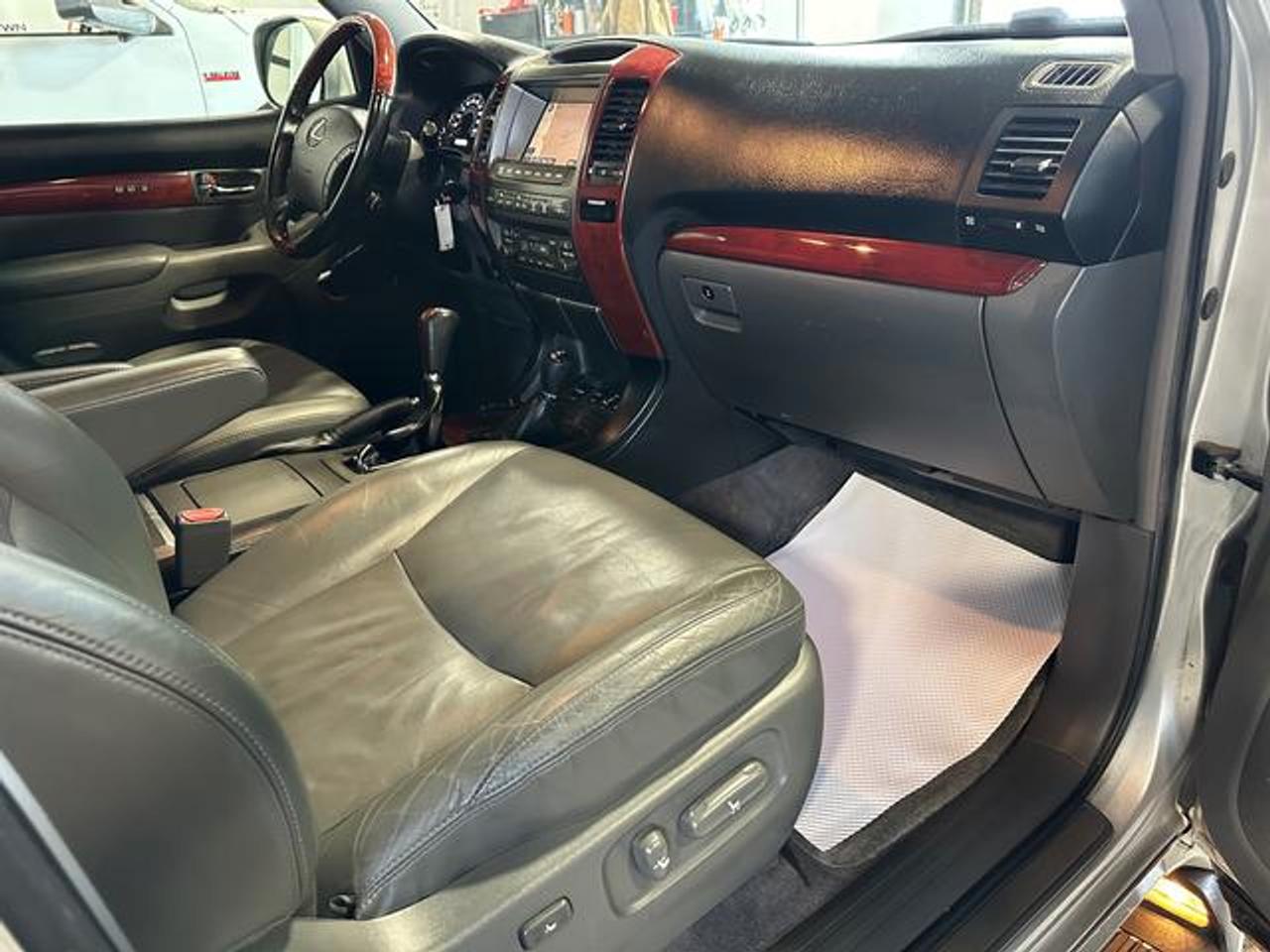 2009 Lexus GX 470 MARKLEVINSON SOUND | SUNROOF | 4X4 | WOODGRAINTRIM Photo