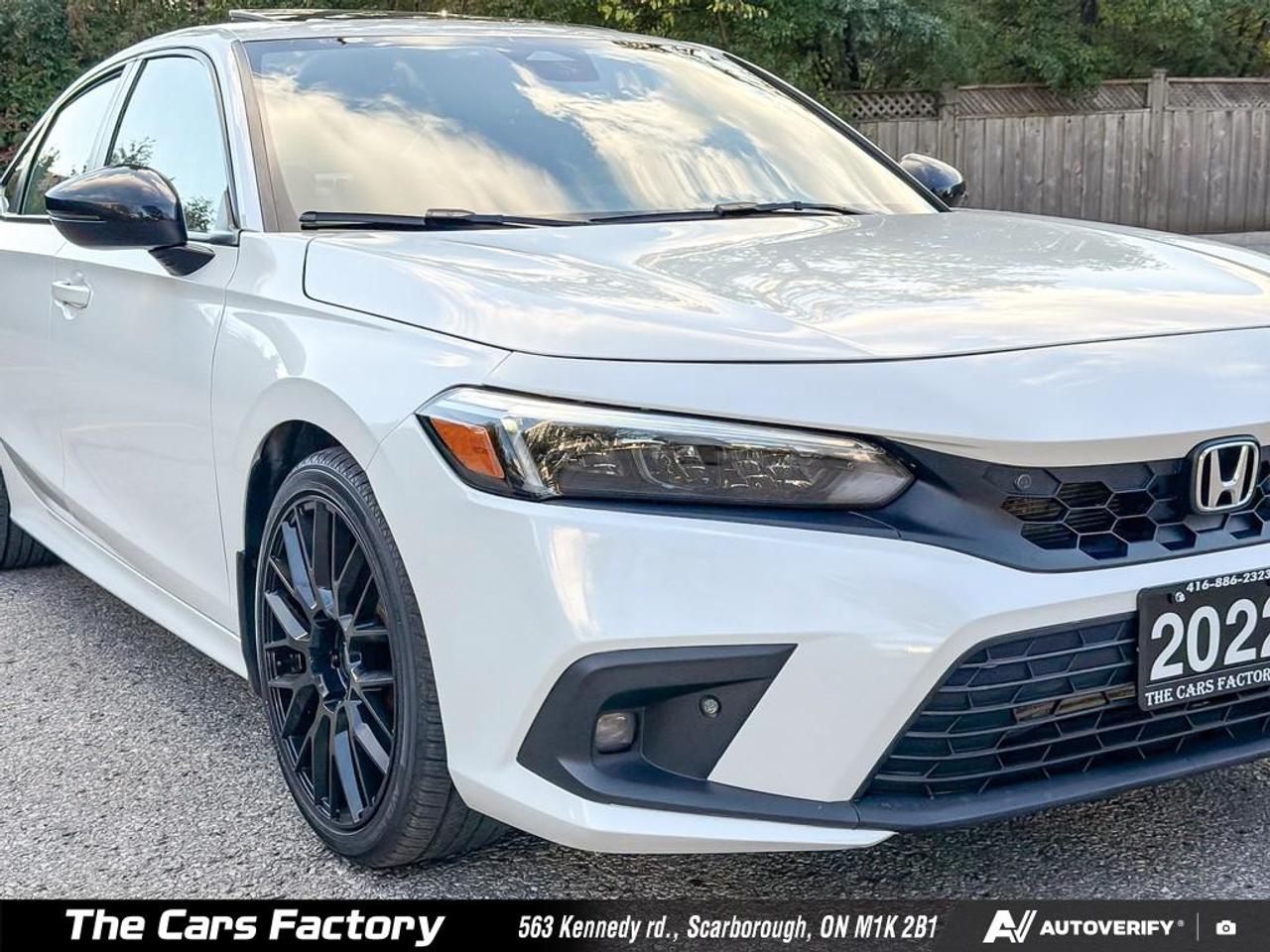 2022 Honda Civic SI Sedan 6MT Apple CarPlay / Camera /  Loaded! Photo