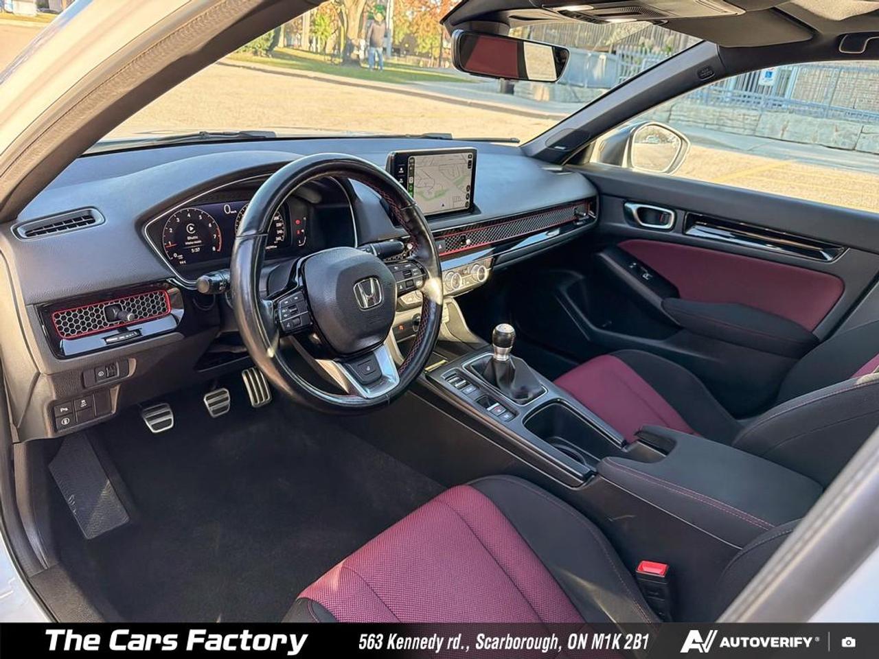 2022 Honda Civic SI Sedan 6MT Apple CarPlay / Camera /  Loaded! Photo