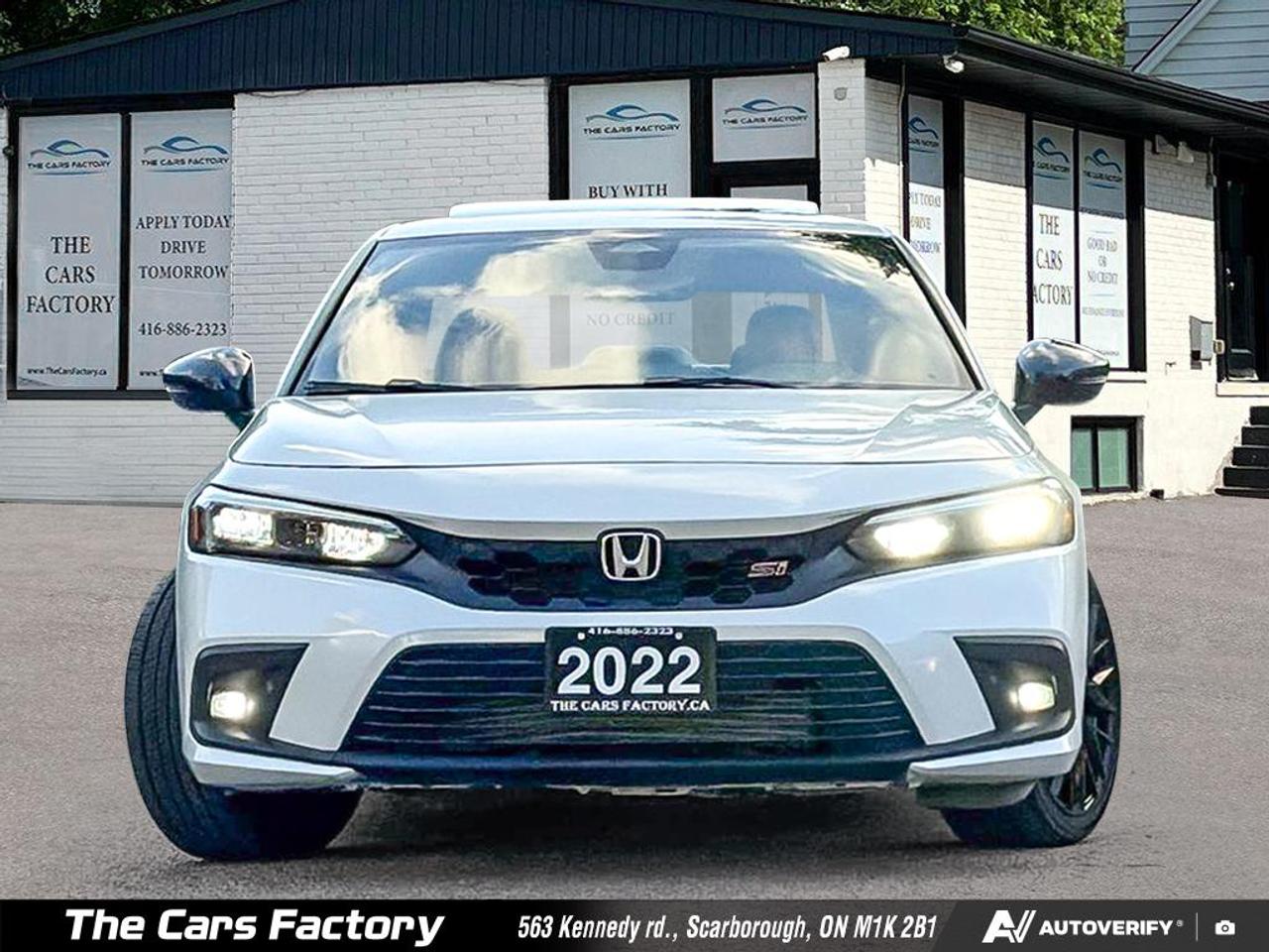 2022 Honda Civic SI Sedan 6MT Apple CarPlay / Camera /  Loaded! Photo2