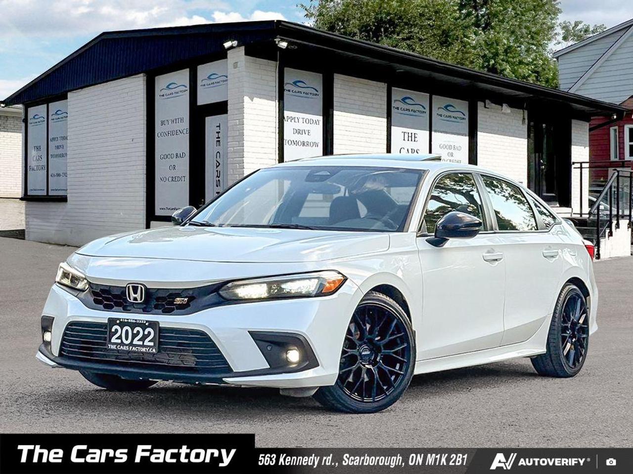 2022 Honda Civic SI Sedan 6MT Apple CarPlay / Camera /  Loaded! Photo0