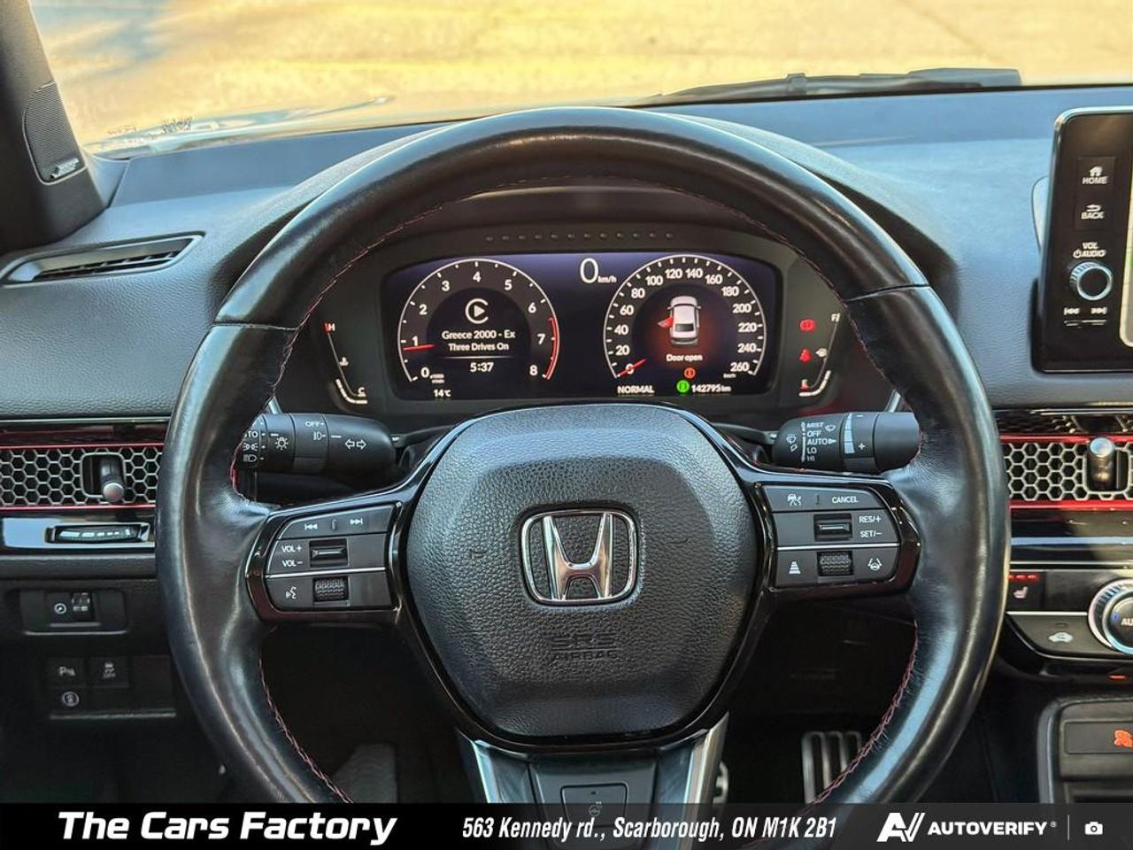 2022 Honda Civic SI Sedan 6MT Apple CarPlay / Camera /  Loaded! Photo