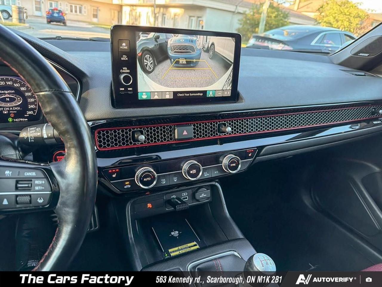 2022 Honda Civic SI Sedan 6MT Apple CarPlay / Camera /  Loaded! Photo