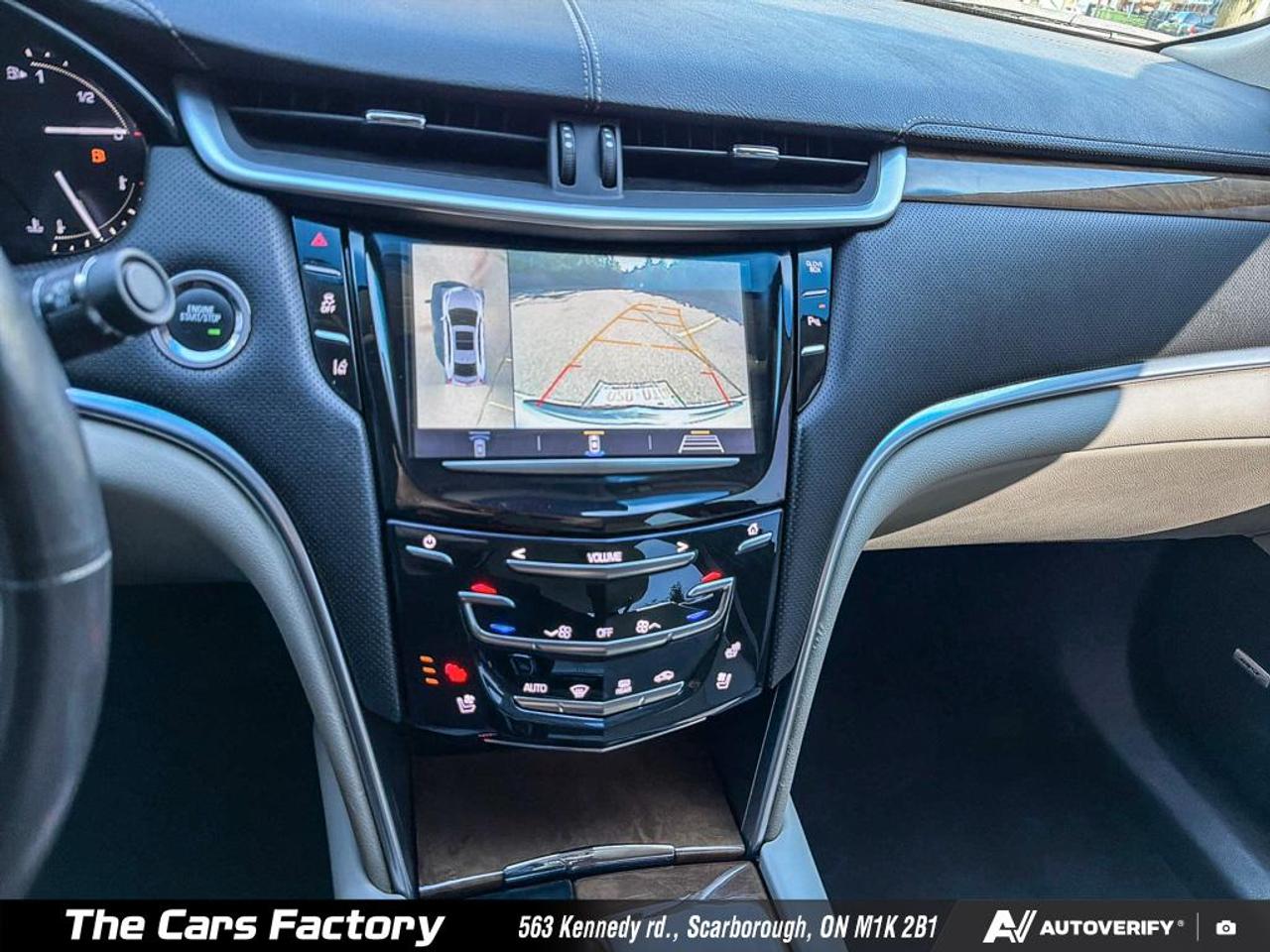 2018 Cadillac XTS Luxury AWD Only 078,292KM Apple Carplay Mint! Photo